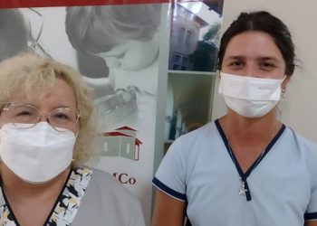 Por precaución, se solicita a las personas que asistan a los efectores de salud que lo hagan con barbijo