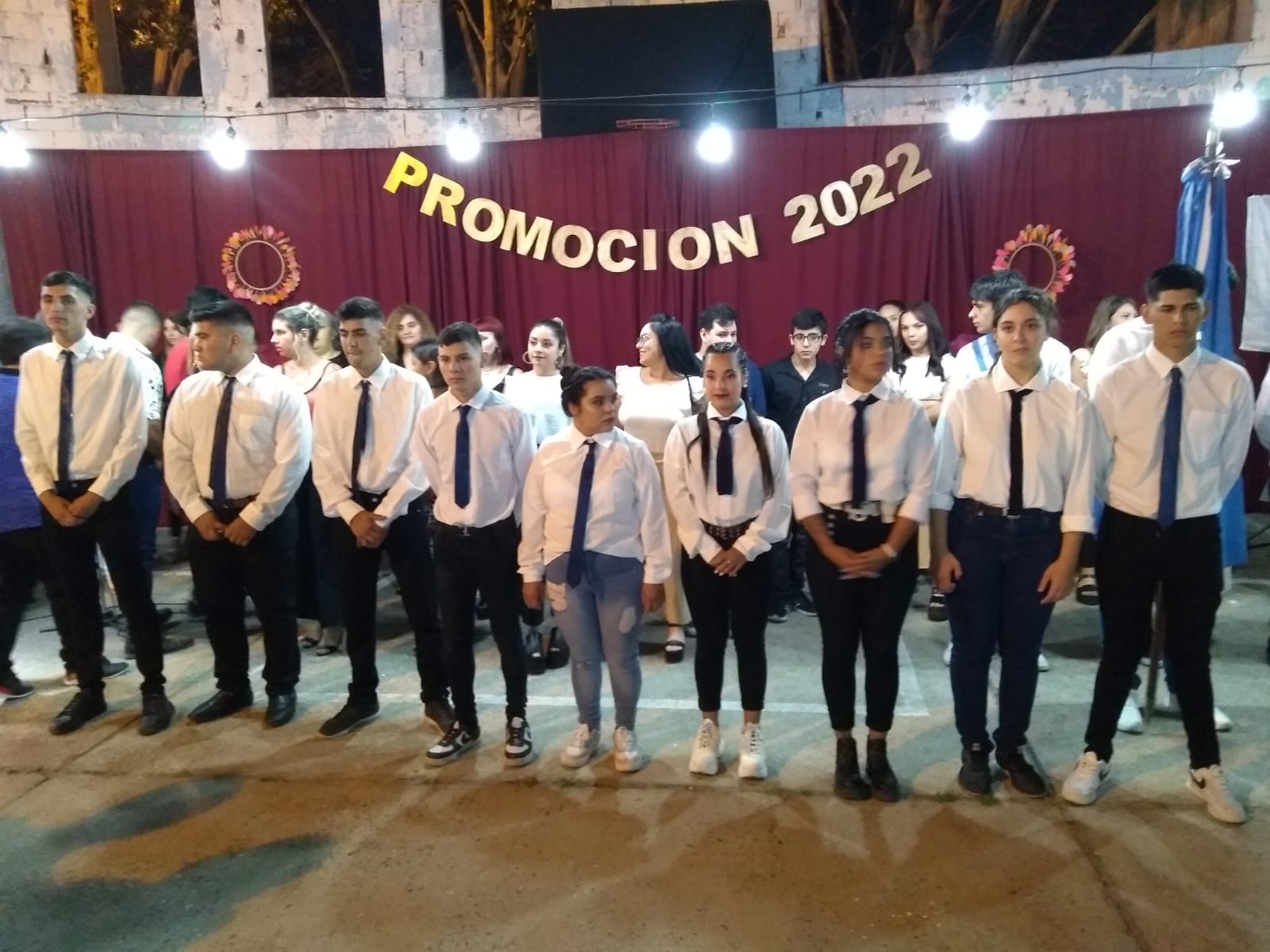 La E.E.T.P. Nº 670 realizó el acto de entrega de diplomas a sus egresados