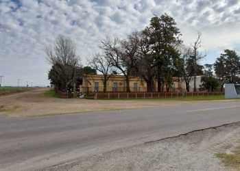 UN PUEBLO DE UNA CASA: Colonia Rivadavia, Las Colonias, Santa Fe.