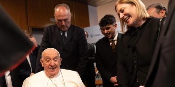 Scaglia junto al Papa Francisco: “Él sigue con detalle lo que ocurre en Rosario y reza por todos nosotros”