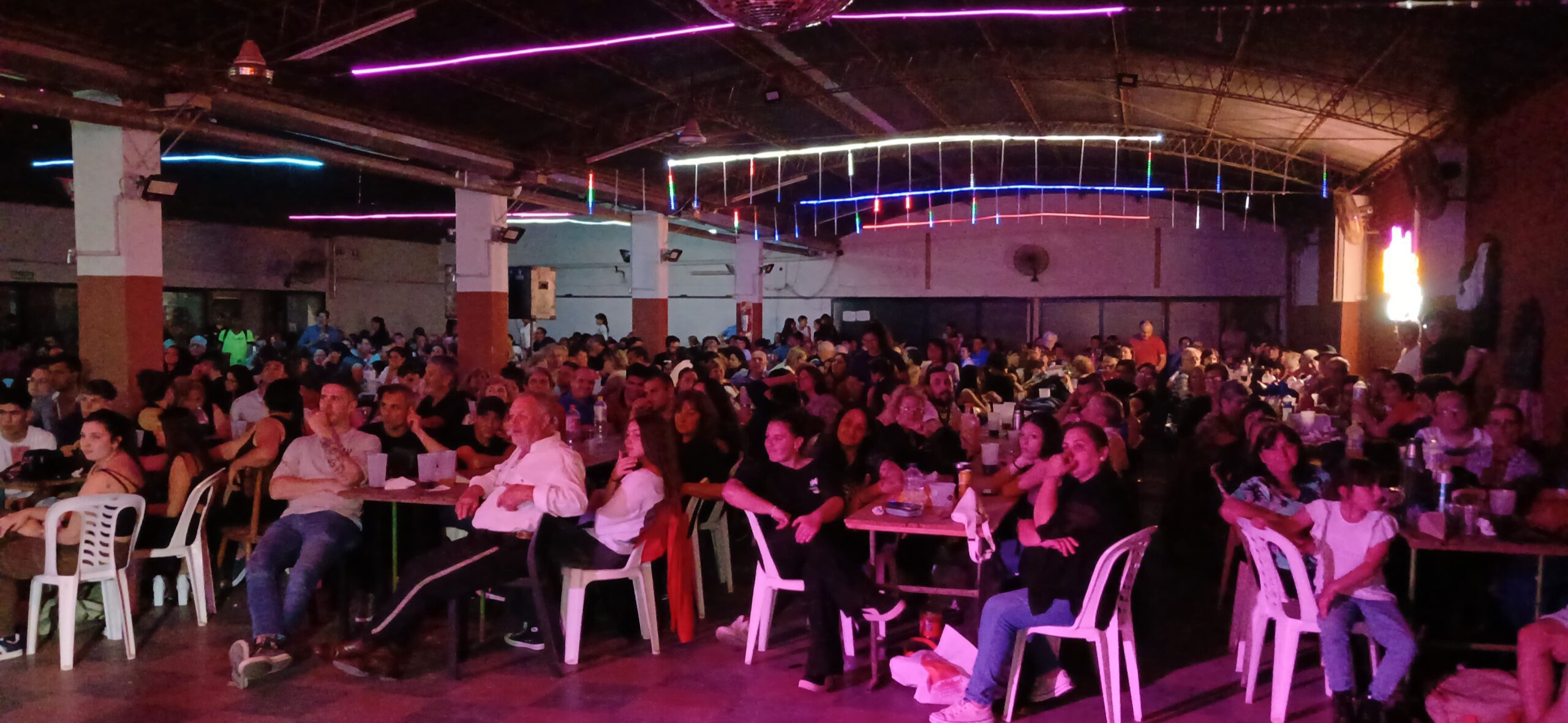 UN ÉXITO!  Peña Folclórica «La Que Faltaba». Realizada a beneficio de la Reserva Canina y la Vecinal Tropezón.