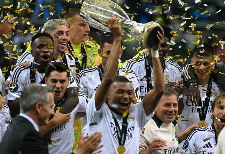 Con un gol de Mbappé en su debut, el Real Madrid le ganó al Atalanta y se quedó con la Supercopa de Europa