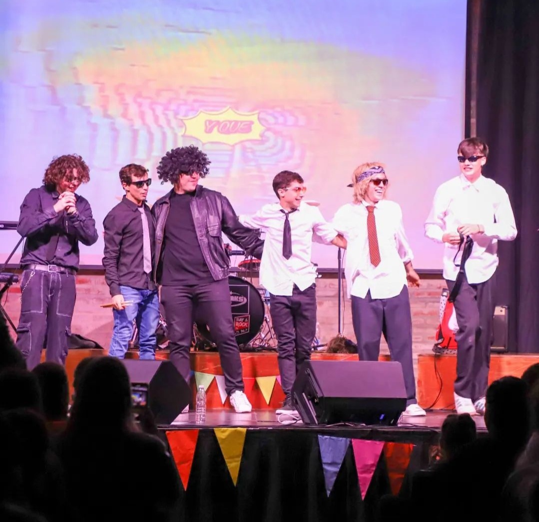 «FREAKS», LA BANDA LOCAL PRESENTA SU VERSIÓN  DE «OTRA OPORTUNIDAD»