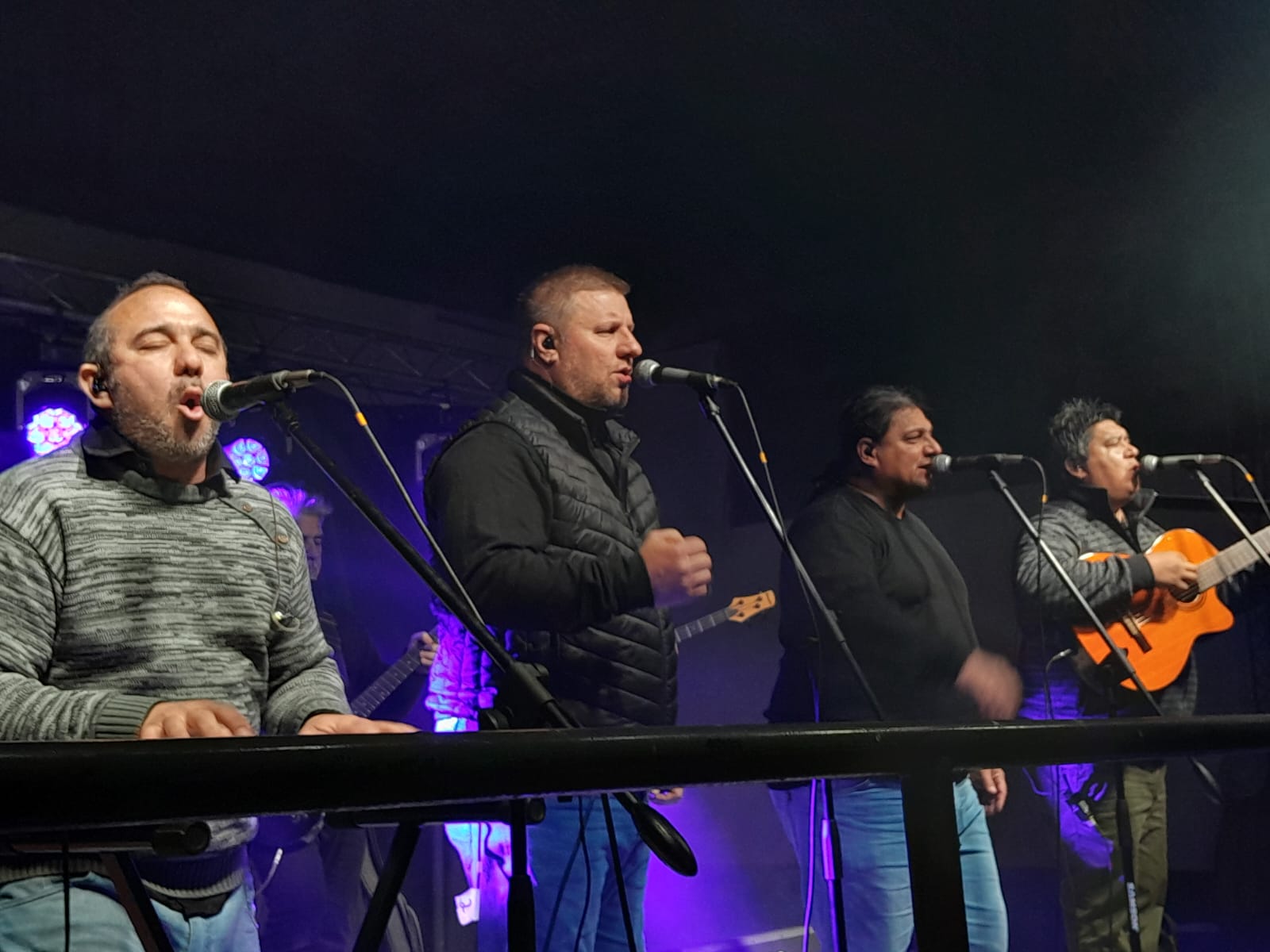 PEÑA SOLIDARIA: se vivió a pleno en el Club Centenario a beneficio del Comedor de Cáritas