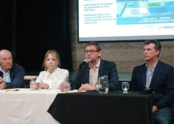 EL MUNICIPIO  Y AGUAS SANTAFESINAS ABRIERON SOBRES DE LICITACIONES POR 400 MILLONES DE INVERSIÓN