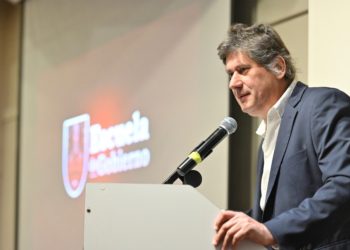 Roly Santacroce: “Pasamos de tener 5 mil jóvenes sin posibilidades, a que ingresen 10 mil personas por día a trabajar”