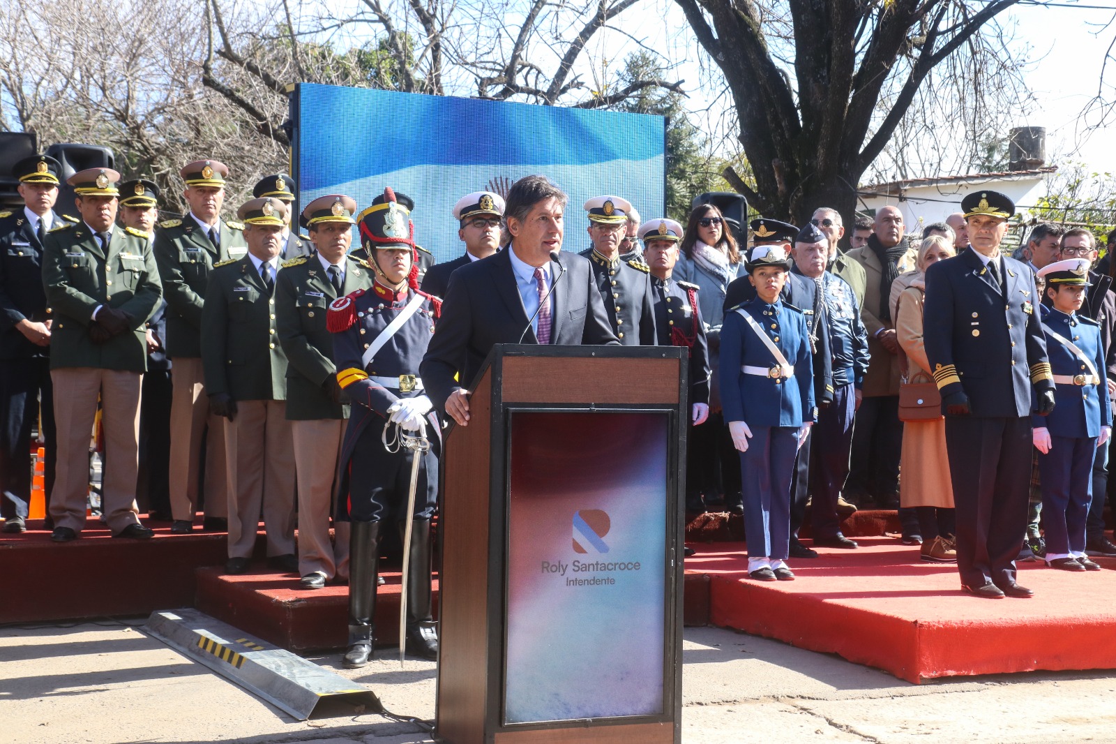 FUNES ENVIARÁ ALIMENTOS Y MEDICAMENTOS A LOS BOMBEROS VOLUNTARIOS DE CÓRDOBA