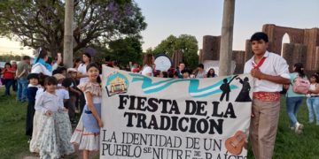 La Escuela N°877 Revive la Fiesta de la Tradición en las Calles