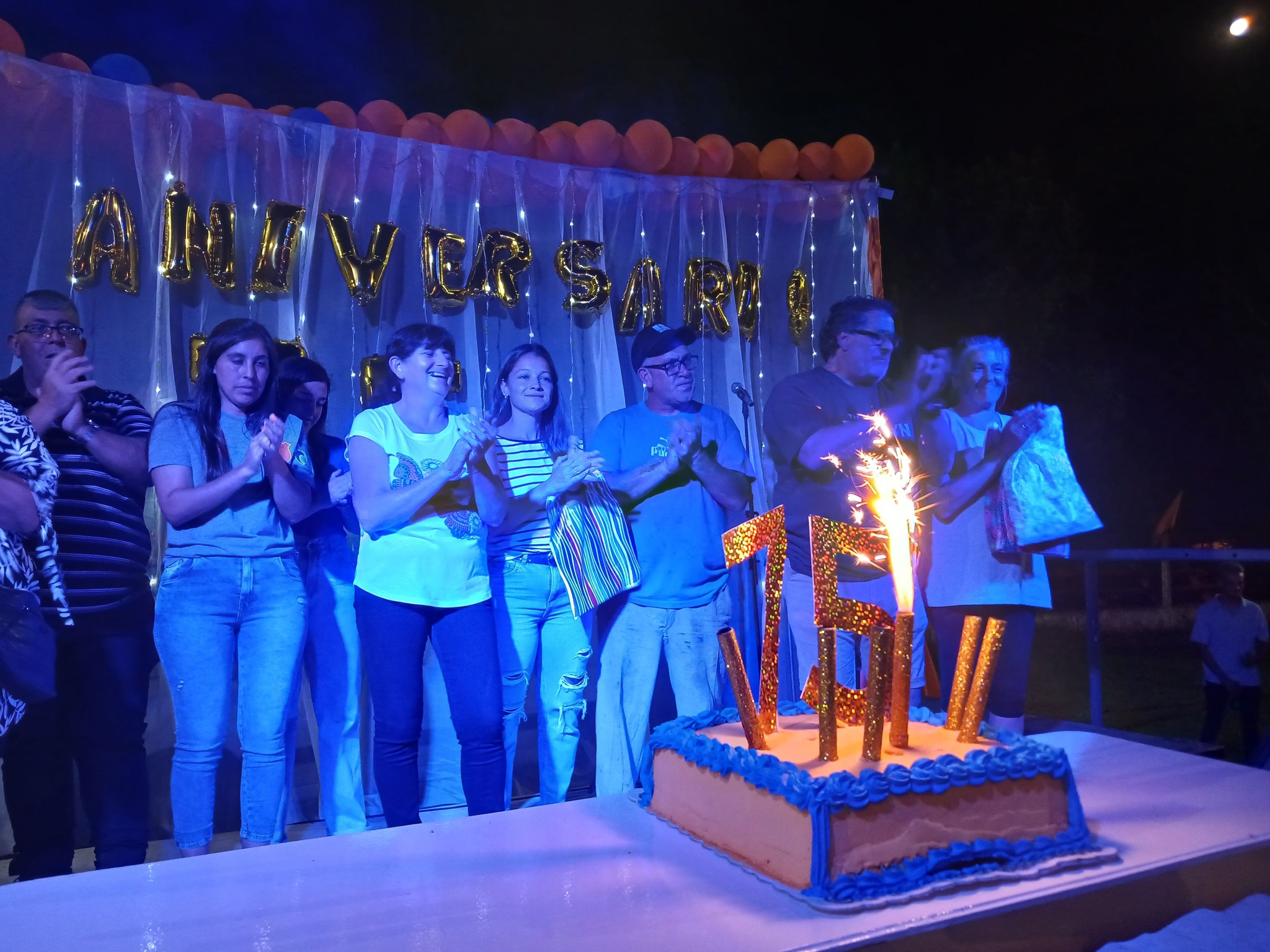 EL CLUB ATLÉTICO BARRIO OESTE FESTEJÓ SUS 75 AÑOS CON UNA NOCHE MEMORABLE