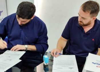 Un Día Histórico para Puerto Gaboto: La Firma del Acta de Transferencia del Servicio de Agua Potable