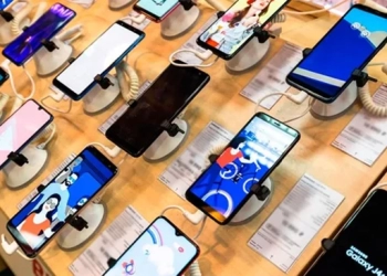 Se oficializó la baja de aranceles para celulares y consolas: esperan una reducción de precios del 30%