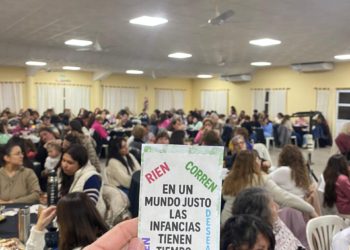 Lluvia de abrazos y sabor solidario: éxito total del Té del Comedor Santa Margarita