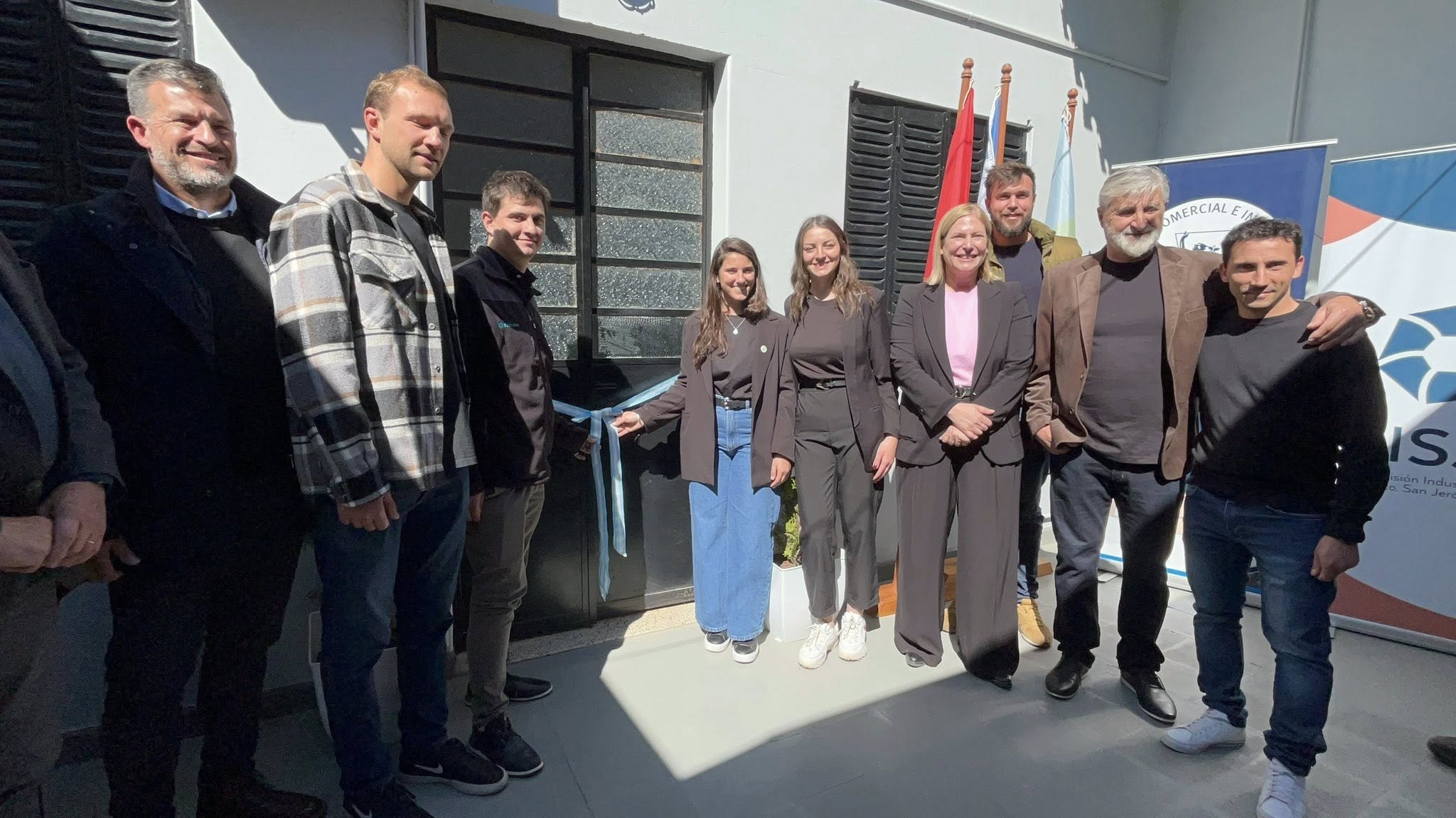 Inauguraron la nueva Sala de Usos Múltiples de la Comisión Industrial del Dpto. San Jerónimo