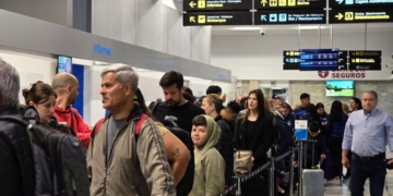 El Aeropuerto Internacional de Sauce Viejo comenzó a operar hacia Salta y amplía la oferta de vuelos a la región