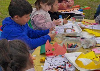Los niños vivieron una tarde de juegos, música y alegría en la Vecinal Florida