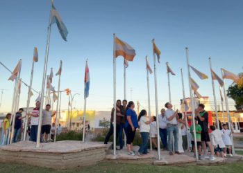 Colores que hablan: La Ciudad levanta las Banderas de la Discapacidad