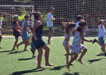 Ya funcionan las Escuelas de Verano en Centenario y Barrio Oeste