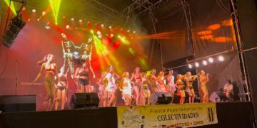 Gálvez vivió la 11° Fiesta de Colectividades con gran acompañamiento de la comunidad