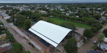 La Provincia impulsa en Coronda el acondicionamiento hídrico de la defensa oeste y avanza con el nuevo gimnasio del CEF