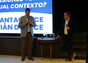 Funes: más de 200 empresarios participaron de una charla sobre el contexto económico junto a Roly Santacroce y Damián Di Pace